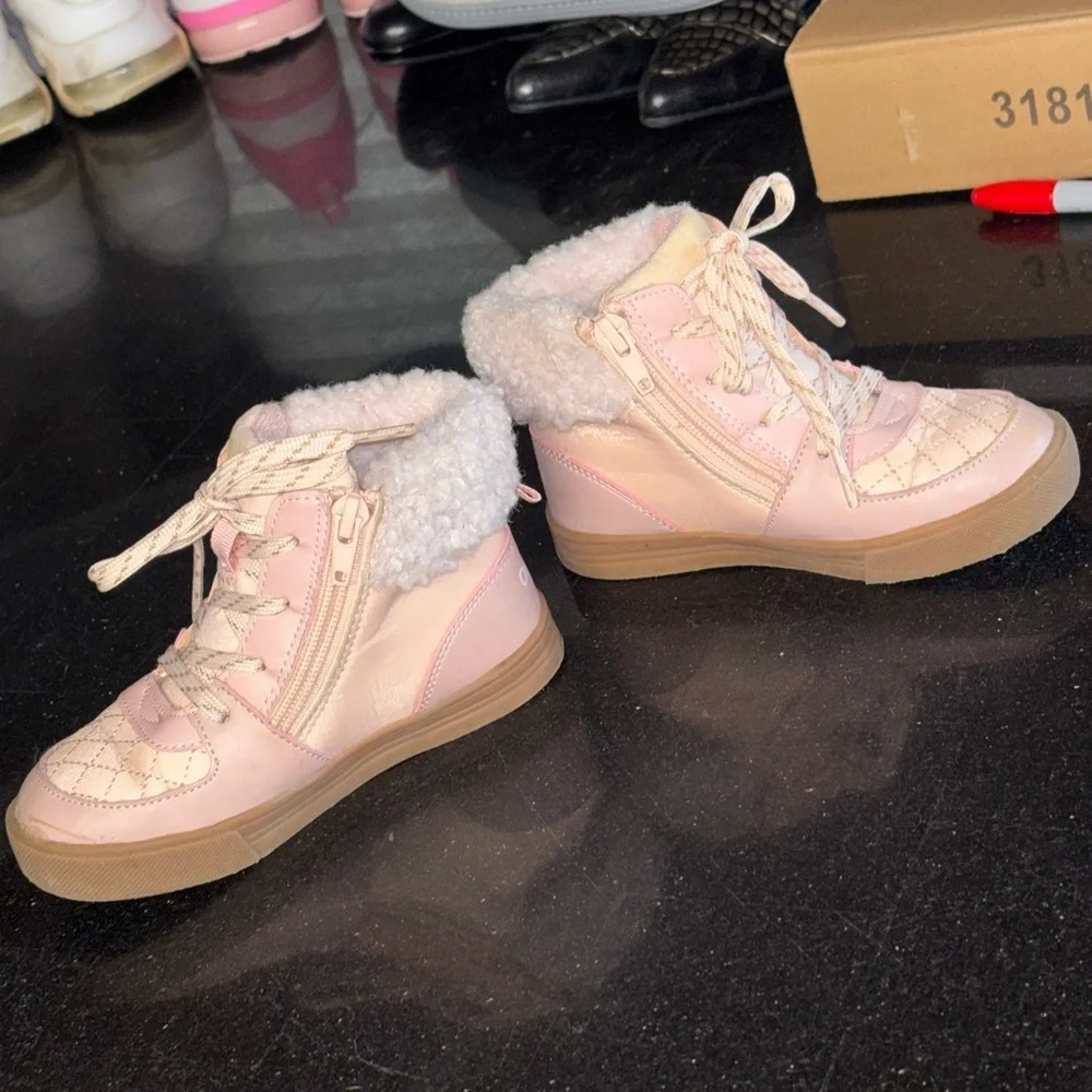 OshKosh B'gosh toddler quilted high-top sneakers